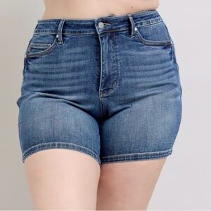 50. JUDY BLUE Mid Rise Tummy Control Mid Length Blue Denim Women's Shorts